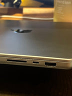 Macbook Pro 14 Inch M1 Pro 10-Core 8R18