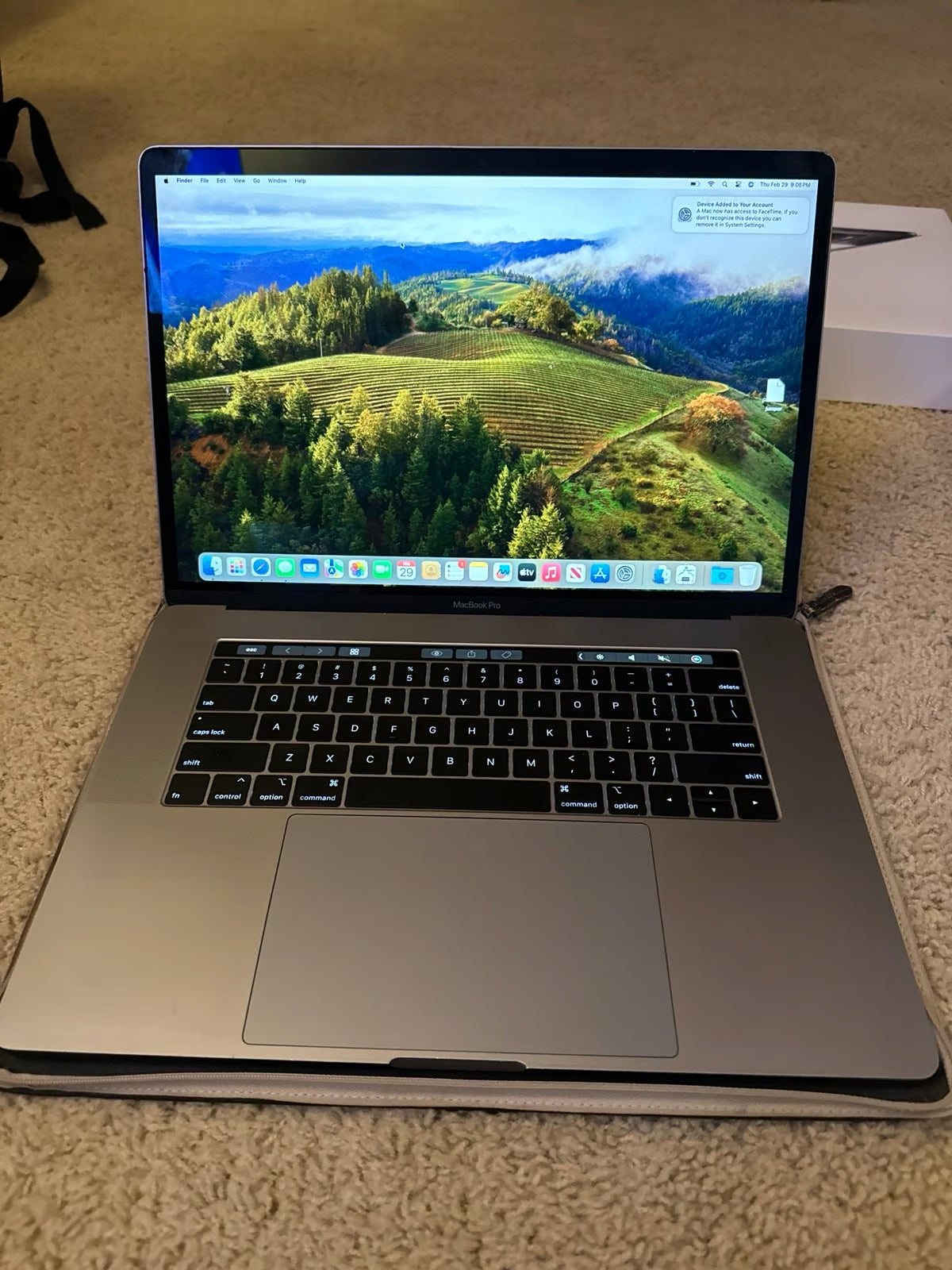 2018 macbook pro 8H66