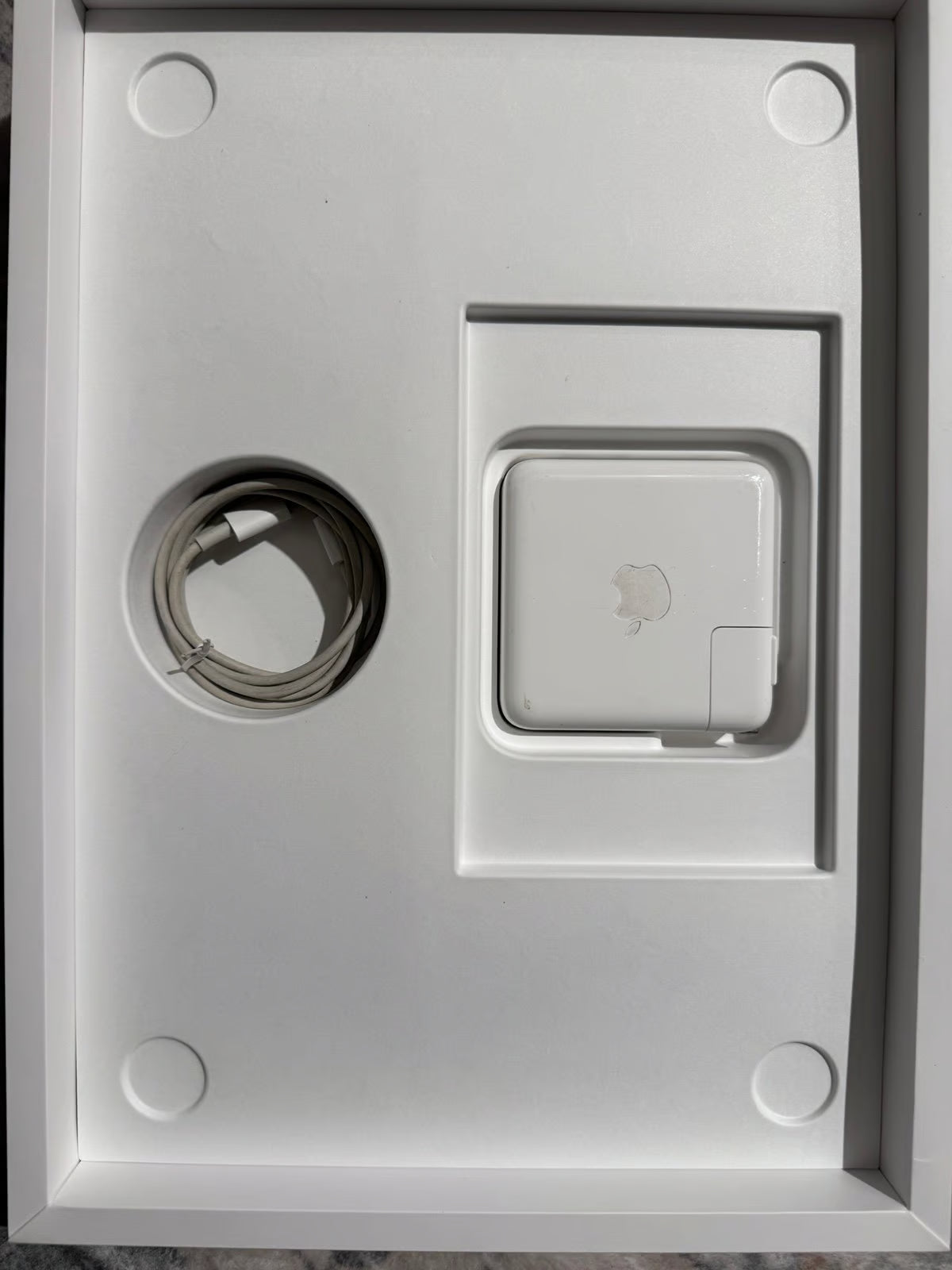 Apple Macbook Pro 13in.  M2 3.49 GHz  256GB SSD 6S96