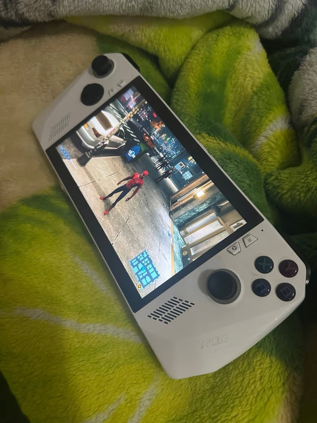 Rog ally Z1 Extreme ASUS 9D18