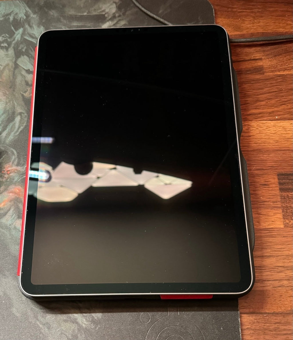 Apple iPad Pro 11"" 4th Generation MNXF3LL/A (Late 2022) - Space Gray 8G81