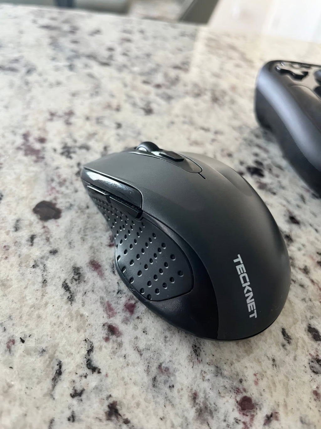 steam deck 1tb with Bluetooth mouse + keyboard 5S59