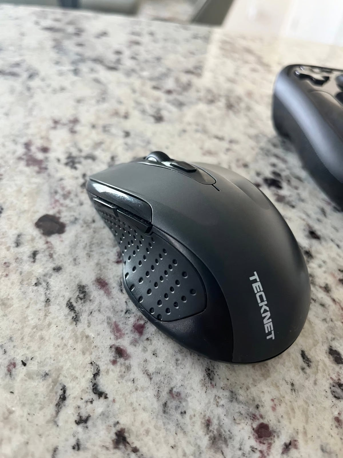 steam deck 1tb with Bluetooth mouse + keyboard 5S59