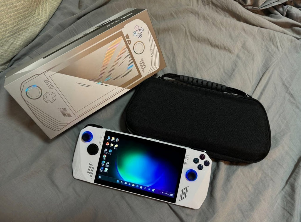 ASUS ROG ALLY Z1 EXTREME W/ Case 7B13