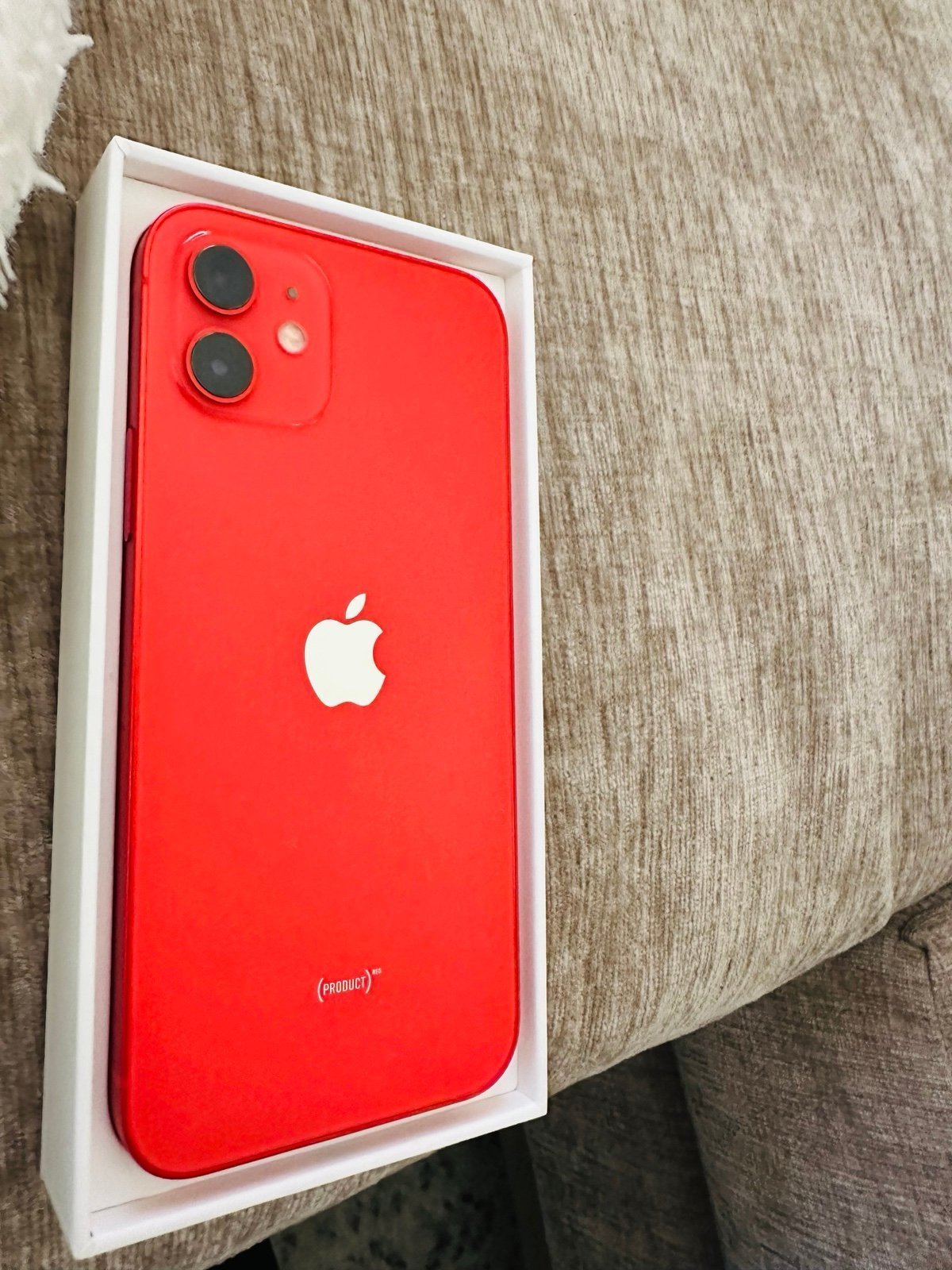 iPhone 12 red 128 gigabytes (like new). 5Y71
