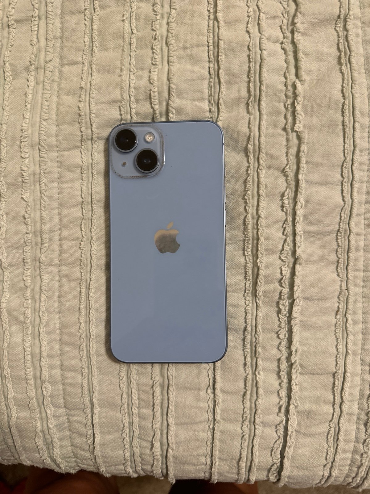 iPhone 14 鈥?unlocked 3R39