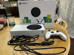 Xbox series S with turtle beach headset 8S15