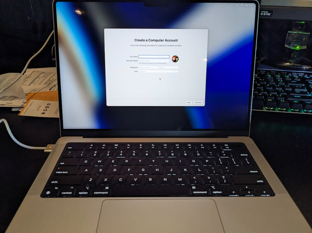 BRAND NEW MacBook Pro 14 inch Apple M1 Pro Chip 16GB memory 512gb ssd NEVER USED 3U85