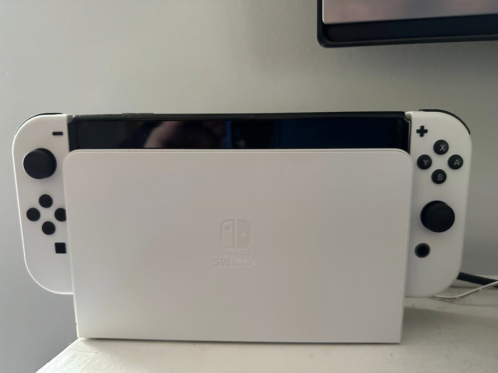 Nintendo switch oled 7J23