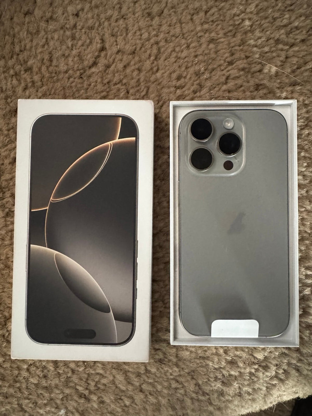 Apple iPhone 16 pro unlocked 128gb 2X23