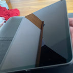 iPad Pro 11�?64gb wifi/cellular w/case 2C29