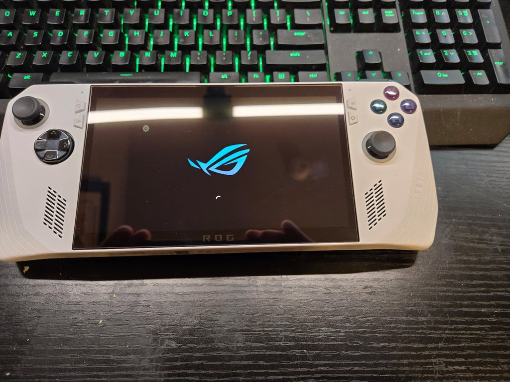 ASUS ROG Ally Z1 Extreme 7U92