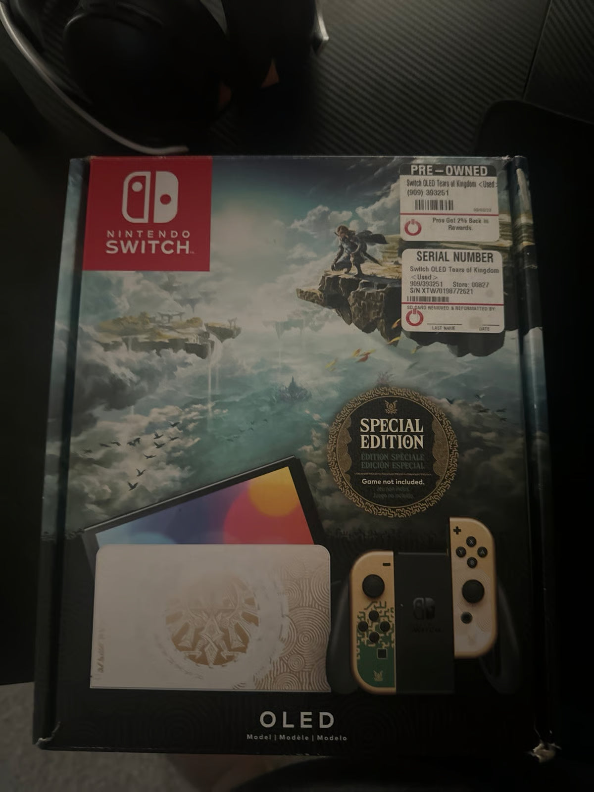 Nintendo Switch 8J27