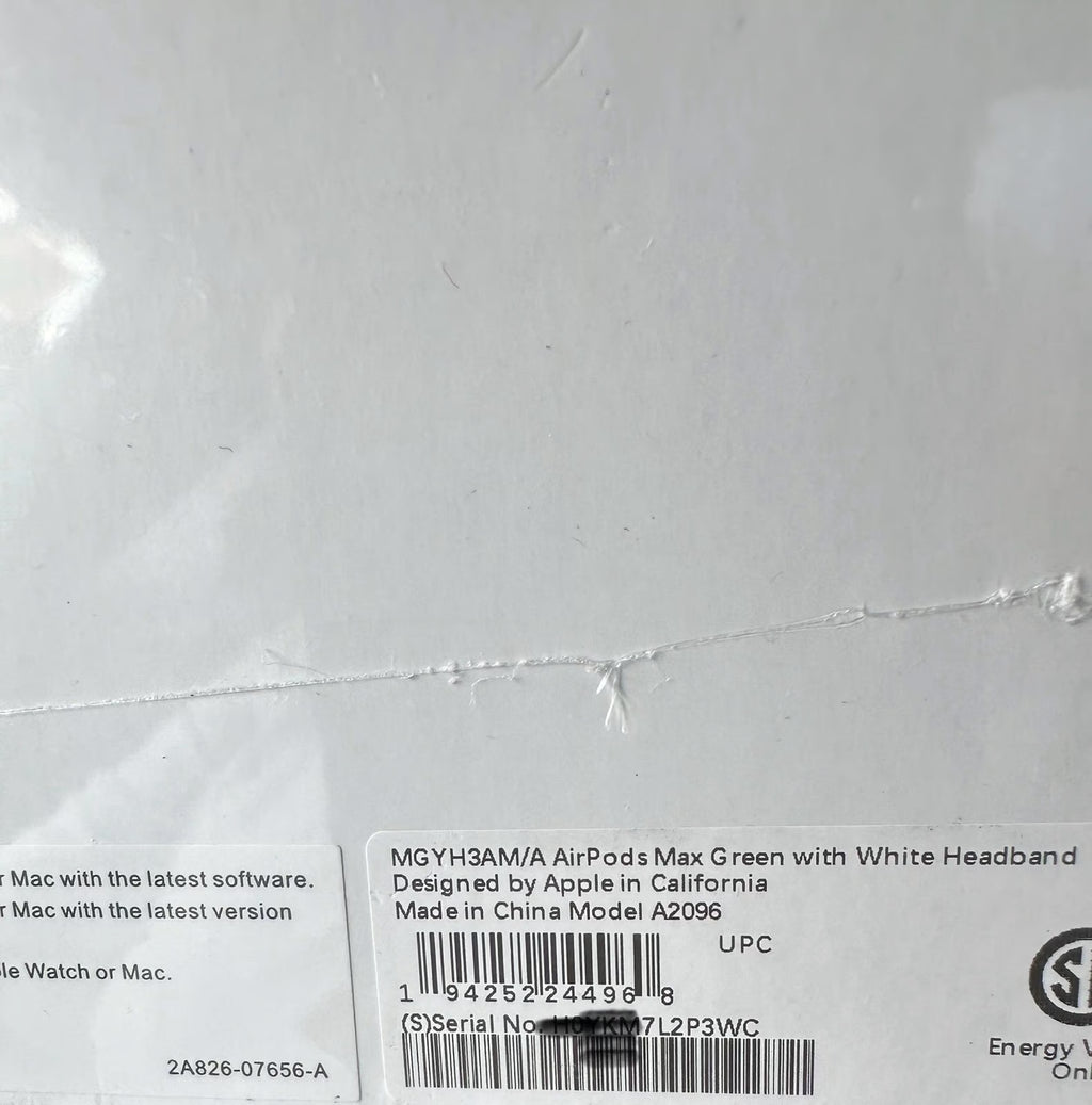 Apple AirPods Max with Smart Case in Green 6G91