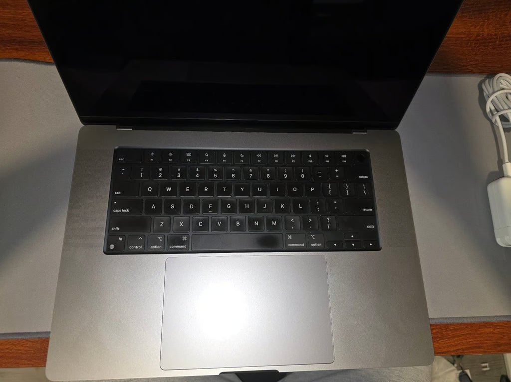 16"" Macbook Pro M1 Max 1TB 7D32