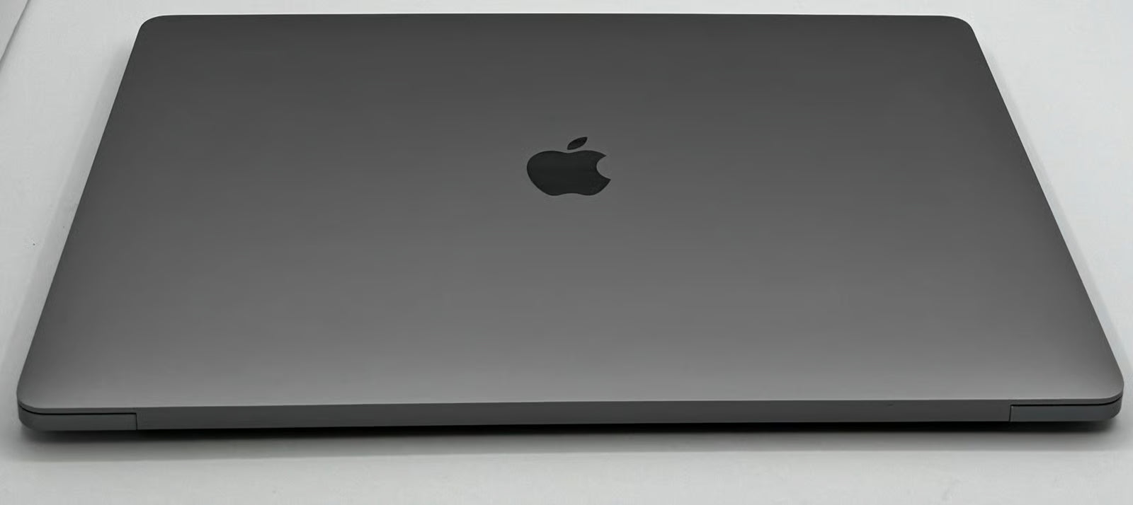 2019 16鈥?MacBook Pro 2.6GHz 6-Core i7 Upgraded Model w/Apple Care 7B35