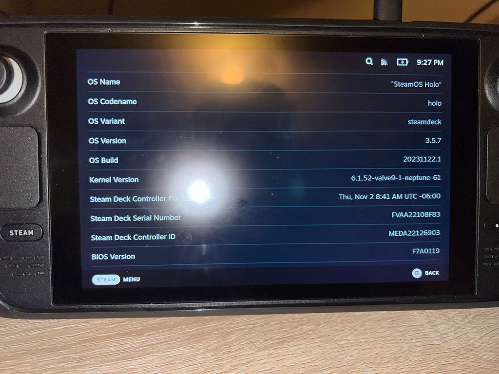ON HOLD steam deck 512gb LCD 1X86