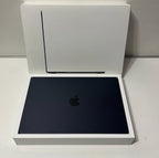 Apple MacBook Air 15in 512GB & 8GB RAM *2023* ONLY 18 CYCLES. 100% Health 6N83