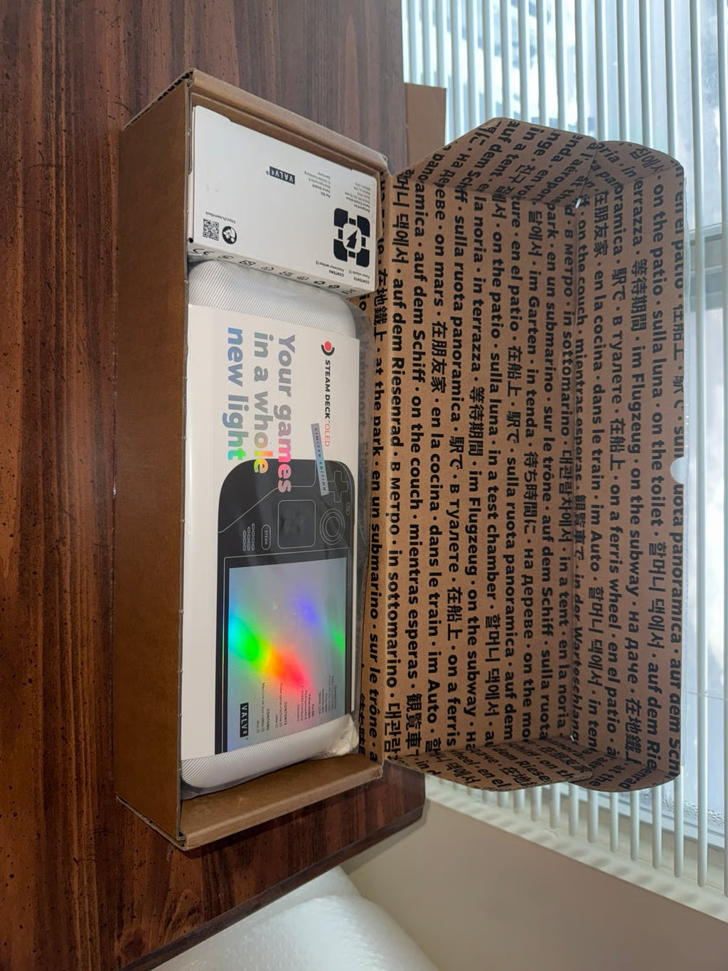 White OLED 1TB Steam Deck Limited Edition Unopened - Out of Stock on Steam 9G38