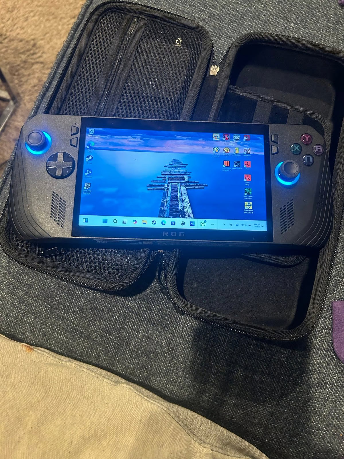 Asus Rog Ally X 1tb with 1.5tb sandisk ultra and more 1Q68