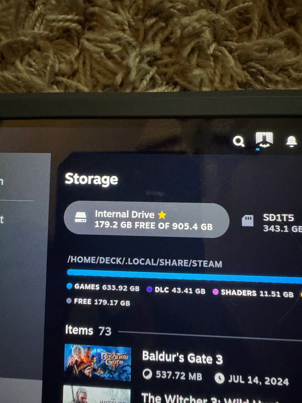 Steam Deck OLED 1tb with accessories 2V97