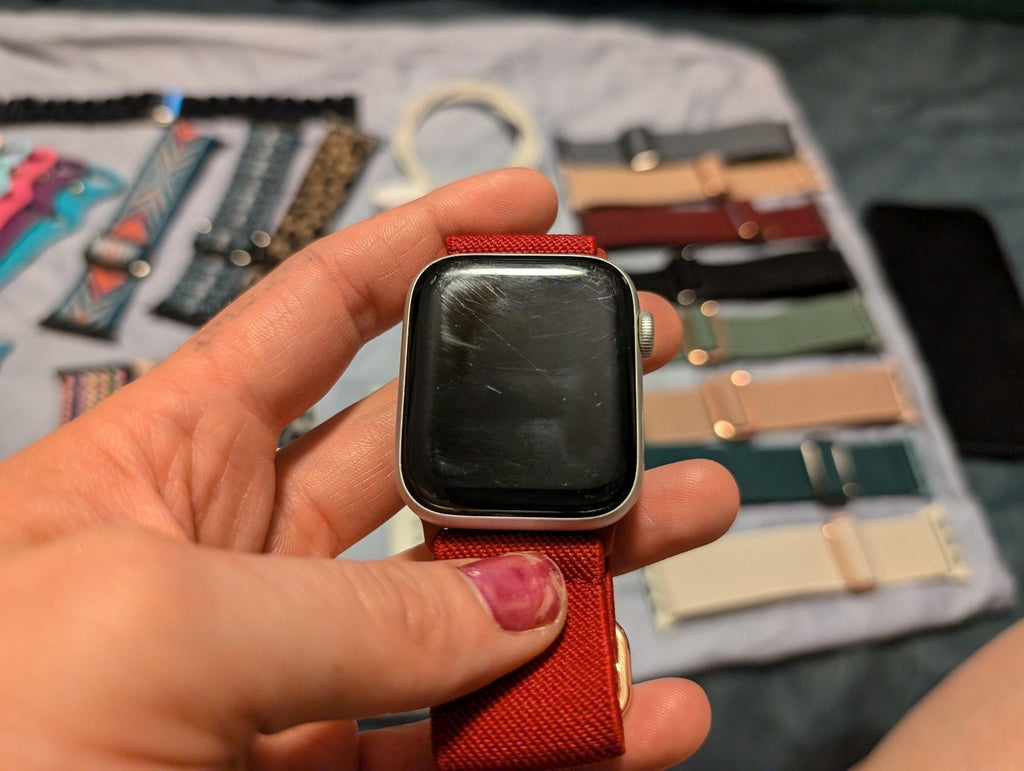 Apple iPhone 13 Pro & Series 6 44MM Apple Watch bundle 8X66