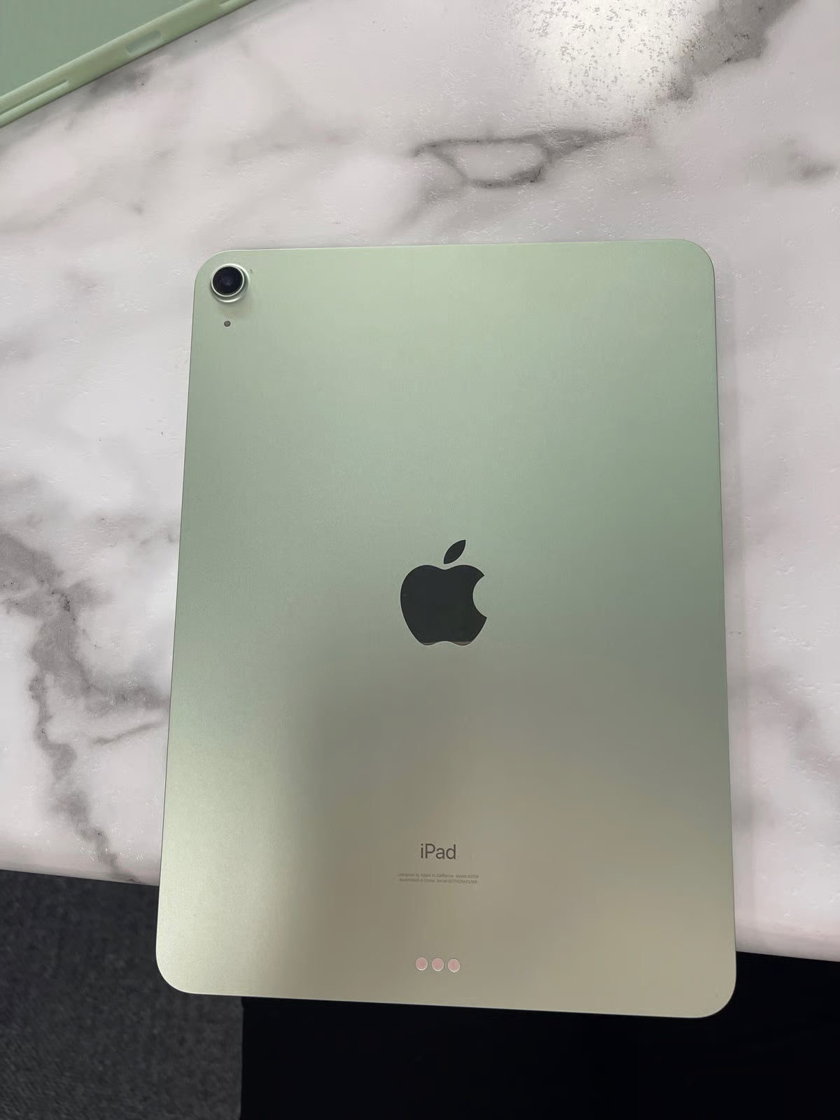 Apple iPad Air 4th Generation 1L81