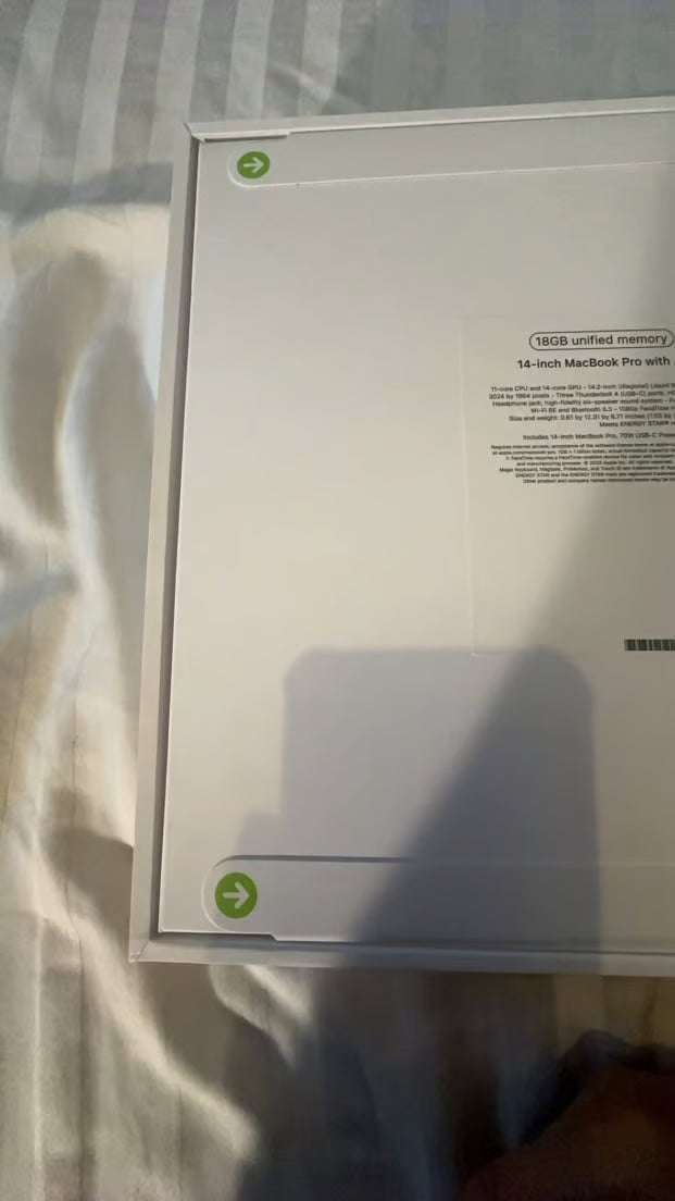 14in Macbook Pro 5J52