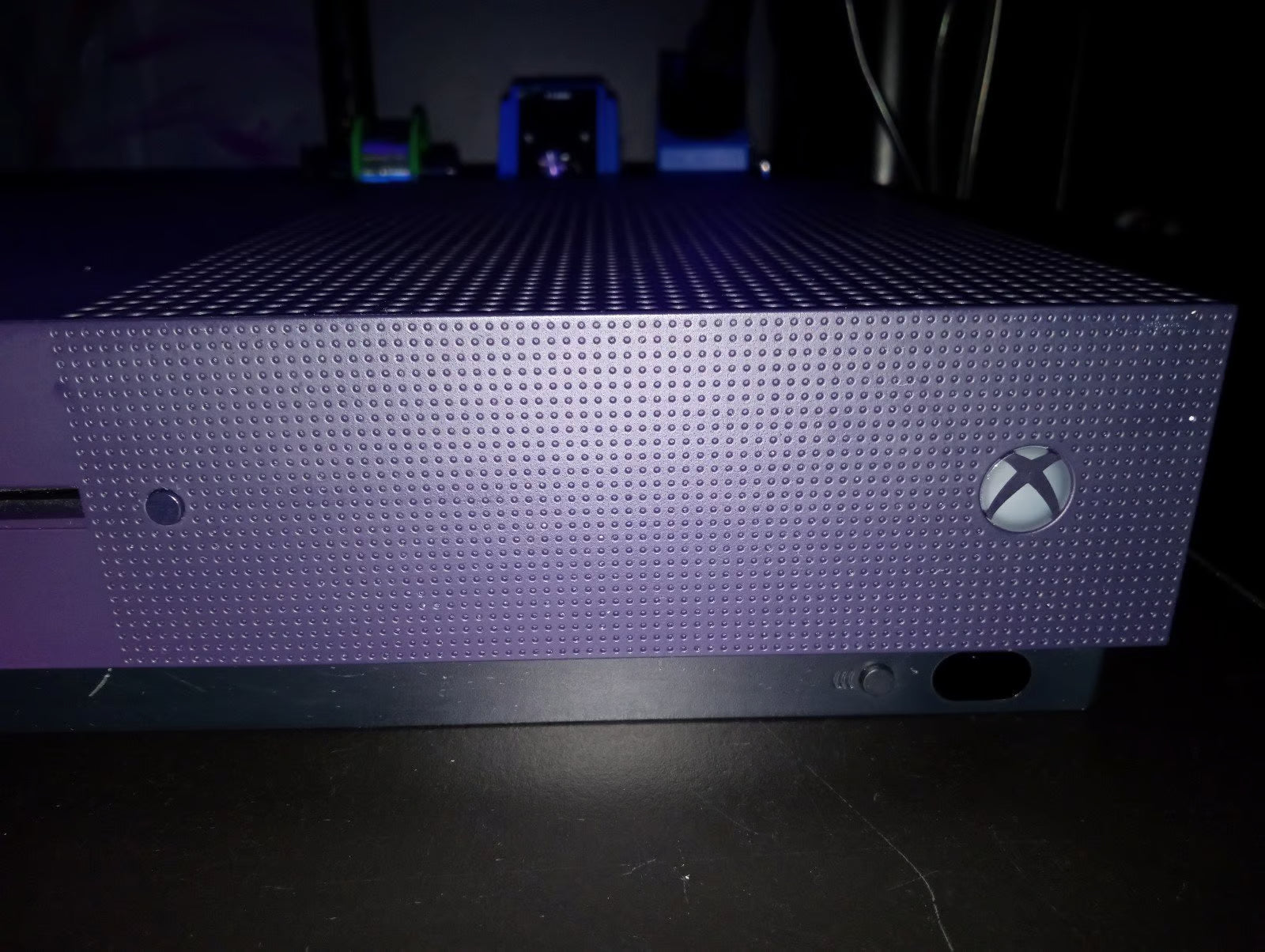 Xbox One S console Purple Fortnite Edition 3D17
