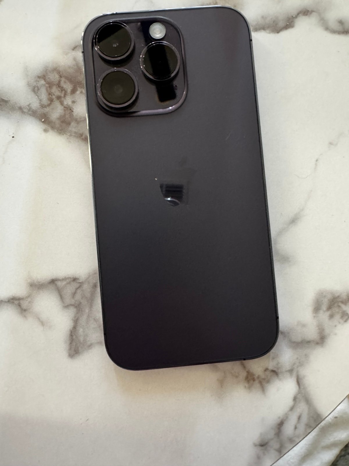 Apple iPhone 14 Pro 6C32