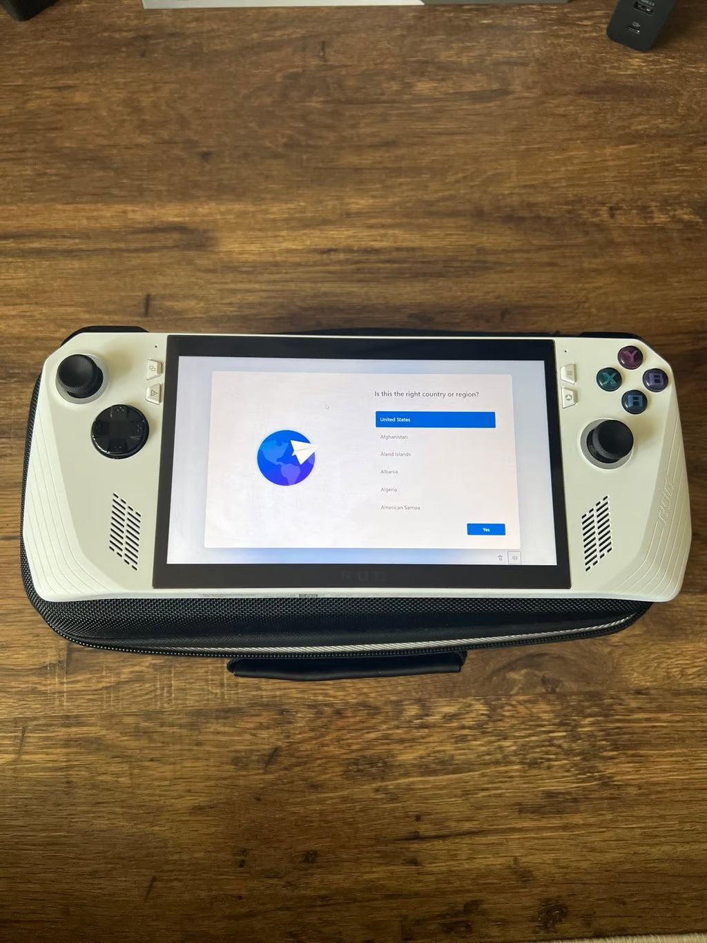 ASUS rog ally z1 extreme 9S82