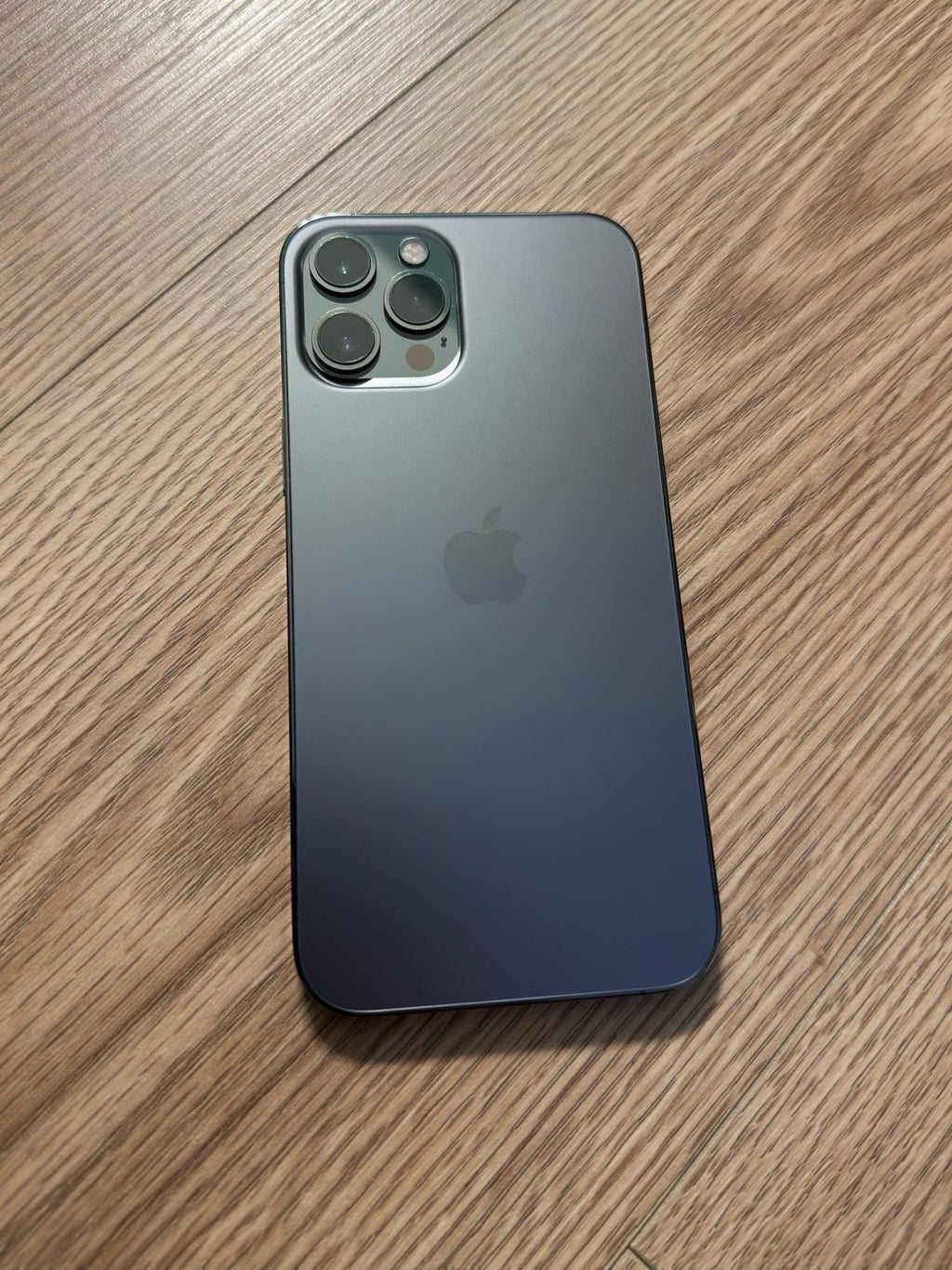 Apple iPhone 12 Pro Max 256GB Graphite UNLOCKED 9B66