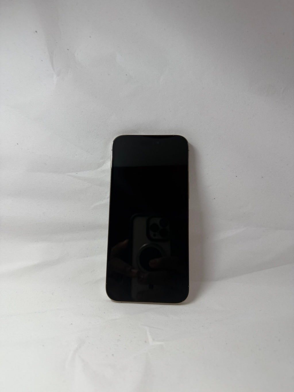 iPhone 14 Pro Max- Gold 512gb 8W65