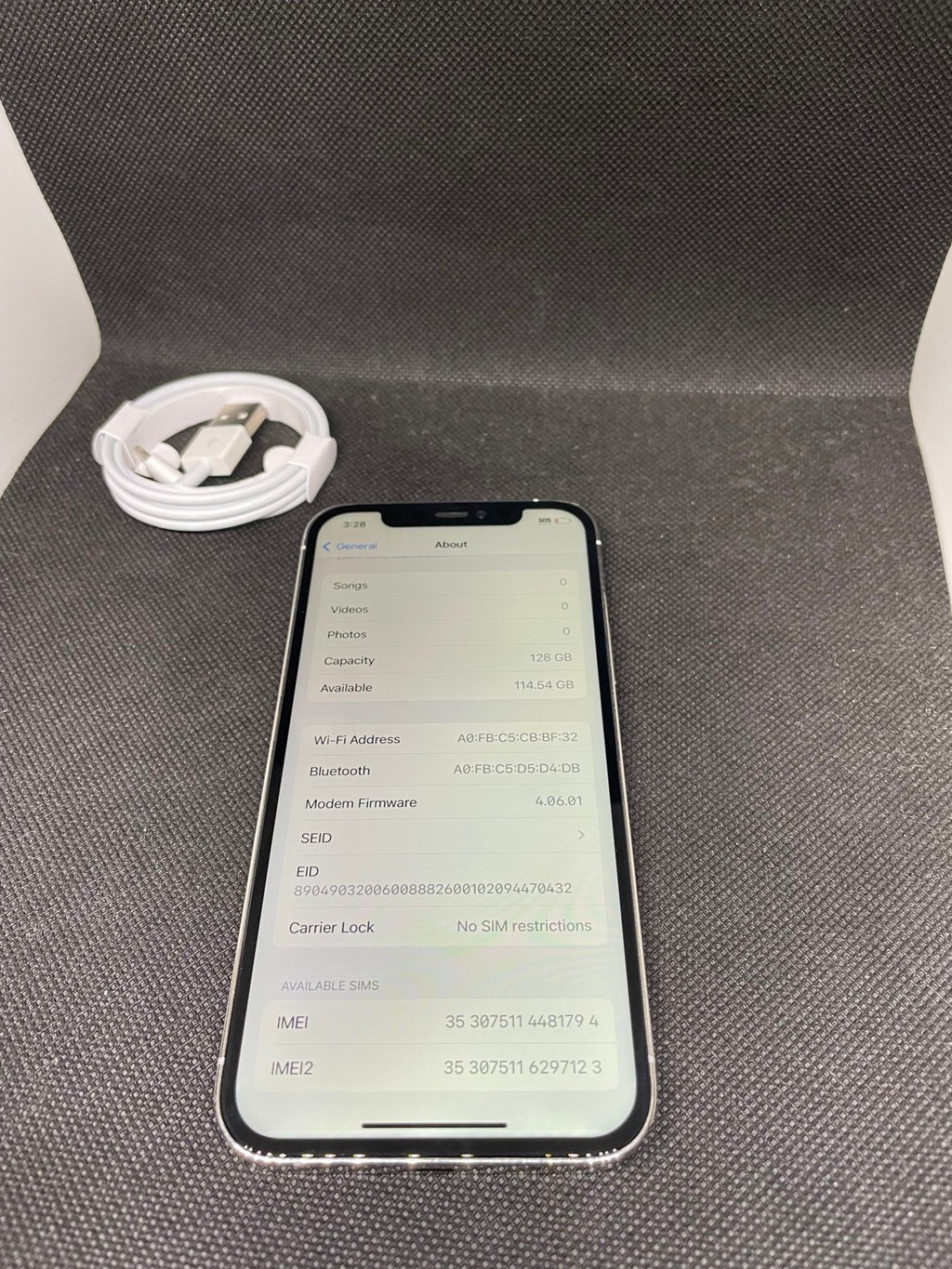 Apple iPhone 12 Pro 128 GB in Silver for Unlocked 2L82
