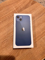 Apple iPhone 13 128 GB in Blue (Unlocked) 7L32