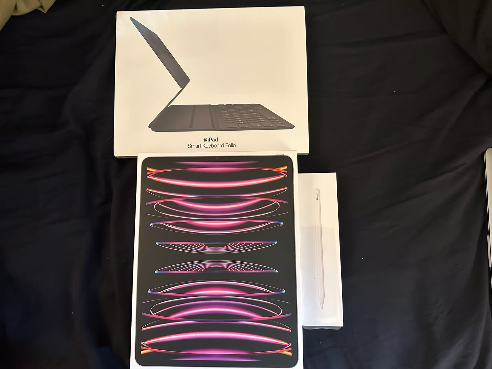 Apple iPad Pro 6th Generation 5Y61