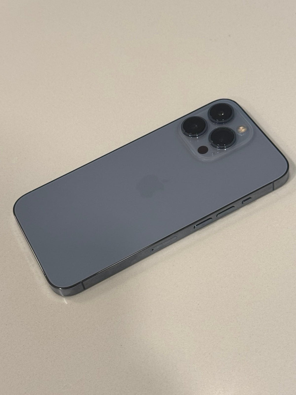 Apple iPhone 13 Pro 128gb Unlocked Excellent Condition 7K21