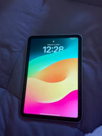 Apple iPad Mini 6th Generation 64 GB in Starlight 5J61