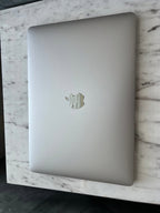 Apple Macbook Pro A2338 13in.  M1 3.2 GHz  256GB SSD 8P68