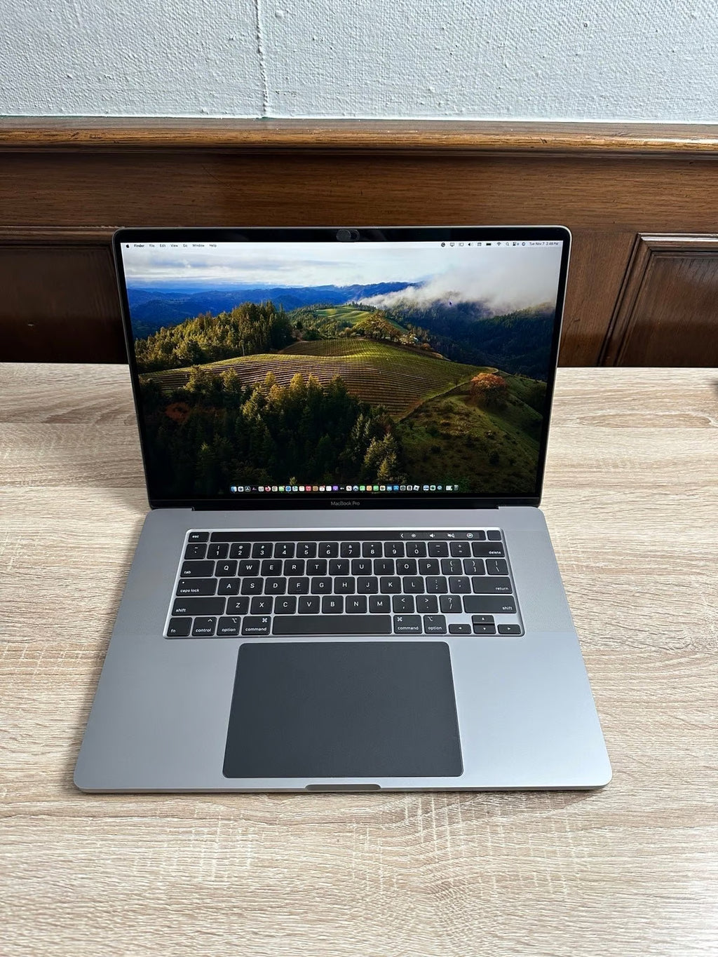 MacBook Pro 16 Inch 512 GD SSD 2019 Version 7A21