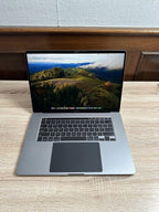 MacBook Pro 16 Inch 512 GD SSD 2019 Version 7A21