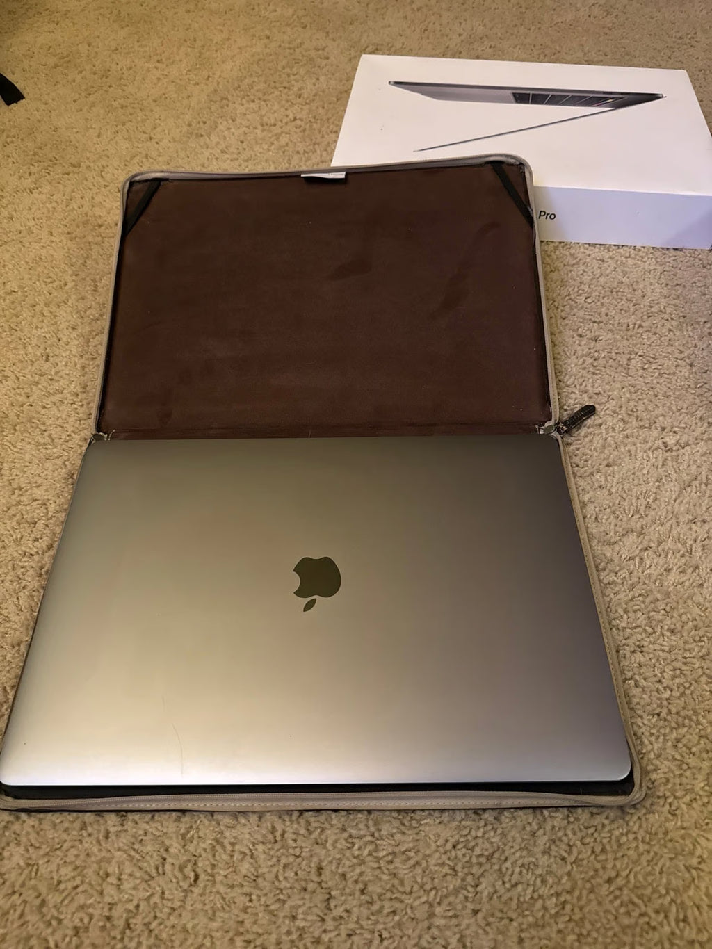 2018 macbook pro 8H66