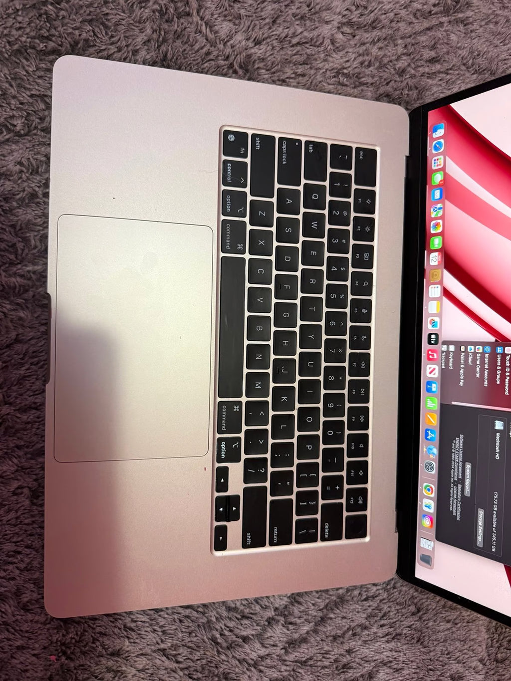 MacBook Air m3 1U55