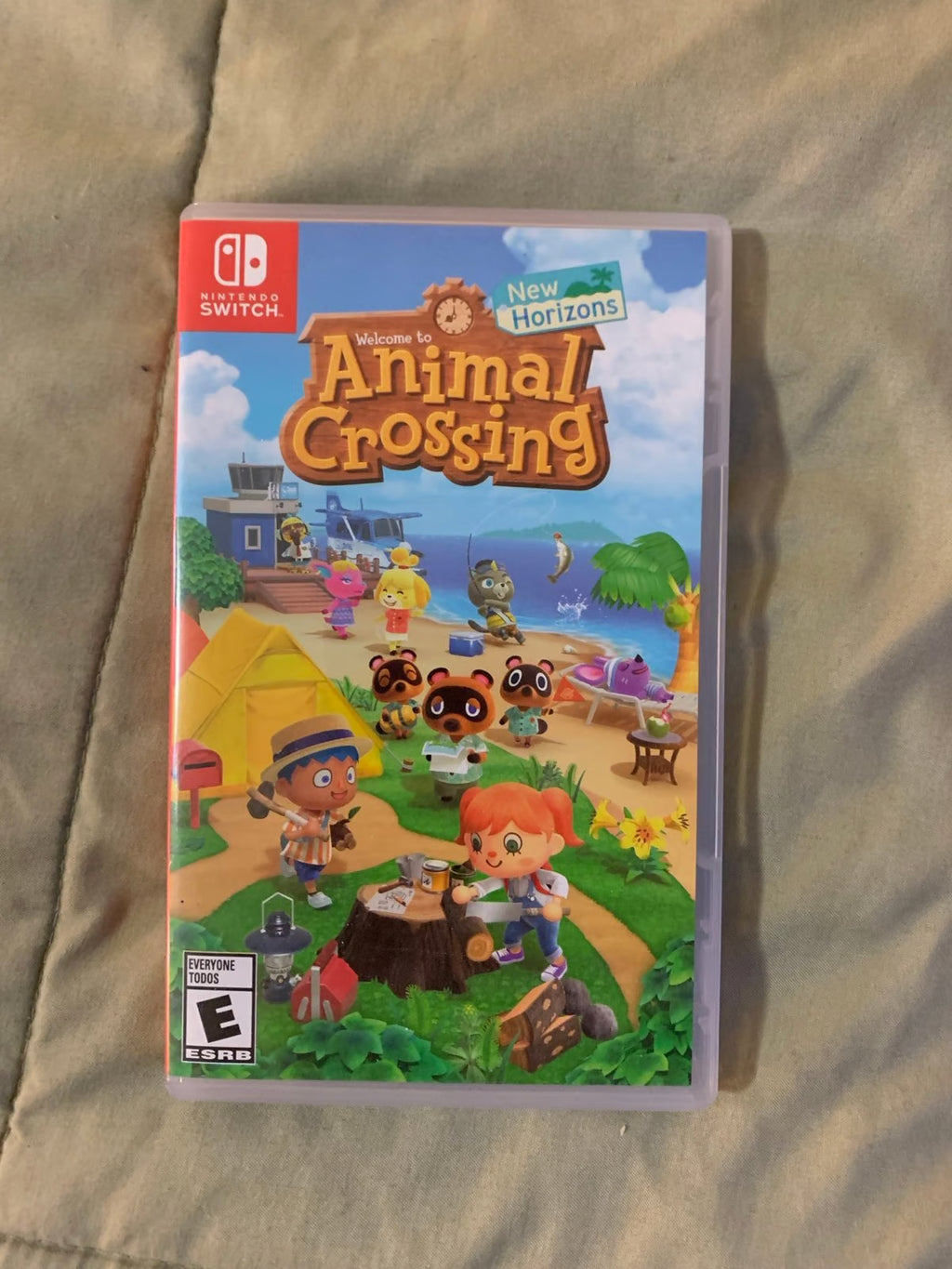 Barely used Nintendo Switch OLED with games travel case and extra controller 3K57