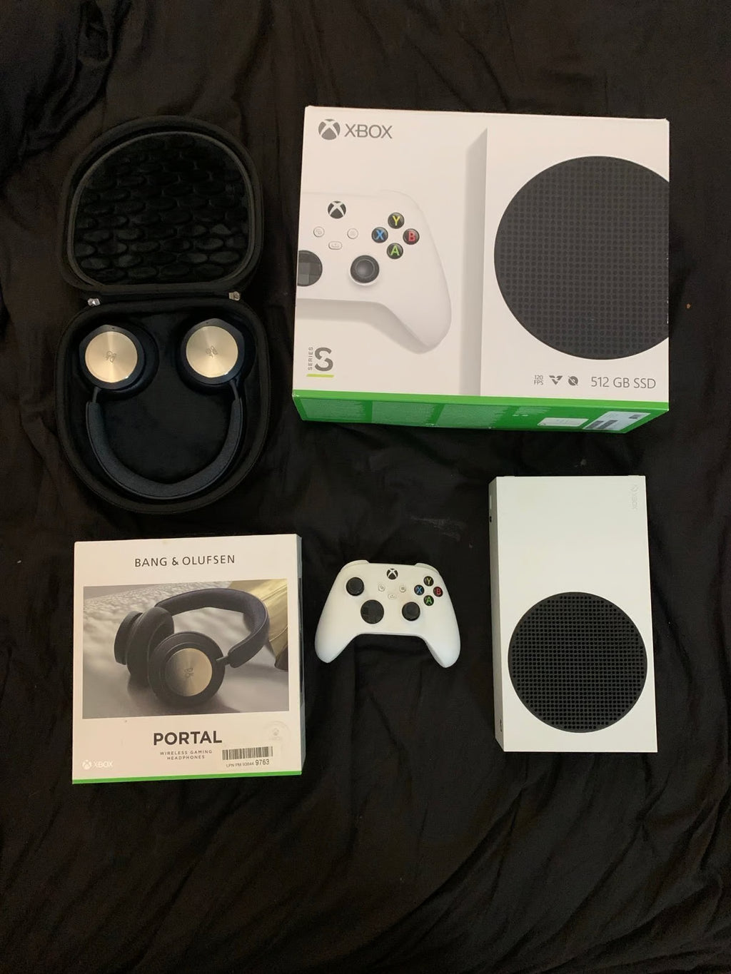 Xbox series s console 512 gb bundle with bang & oulfsen gaming headphones 8H98