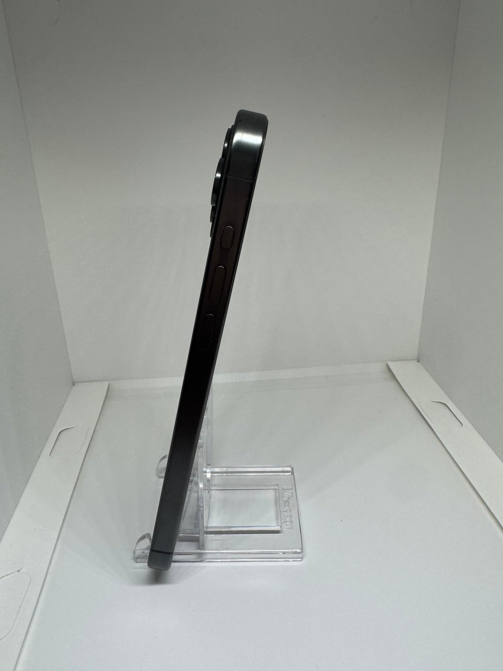 Apple iPhone 15 Pro Max - 256GB - Black Titanium (Unlocked) 9J82