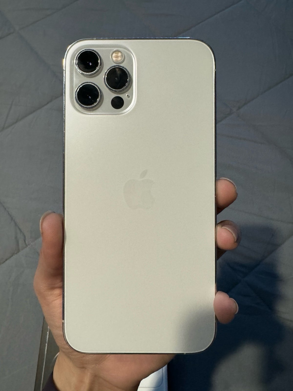 iphone 12 pro 128gb UNLOCKED 5S71