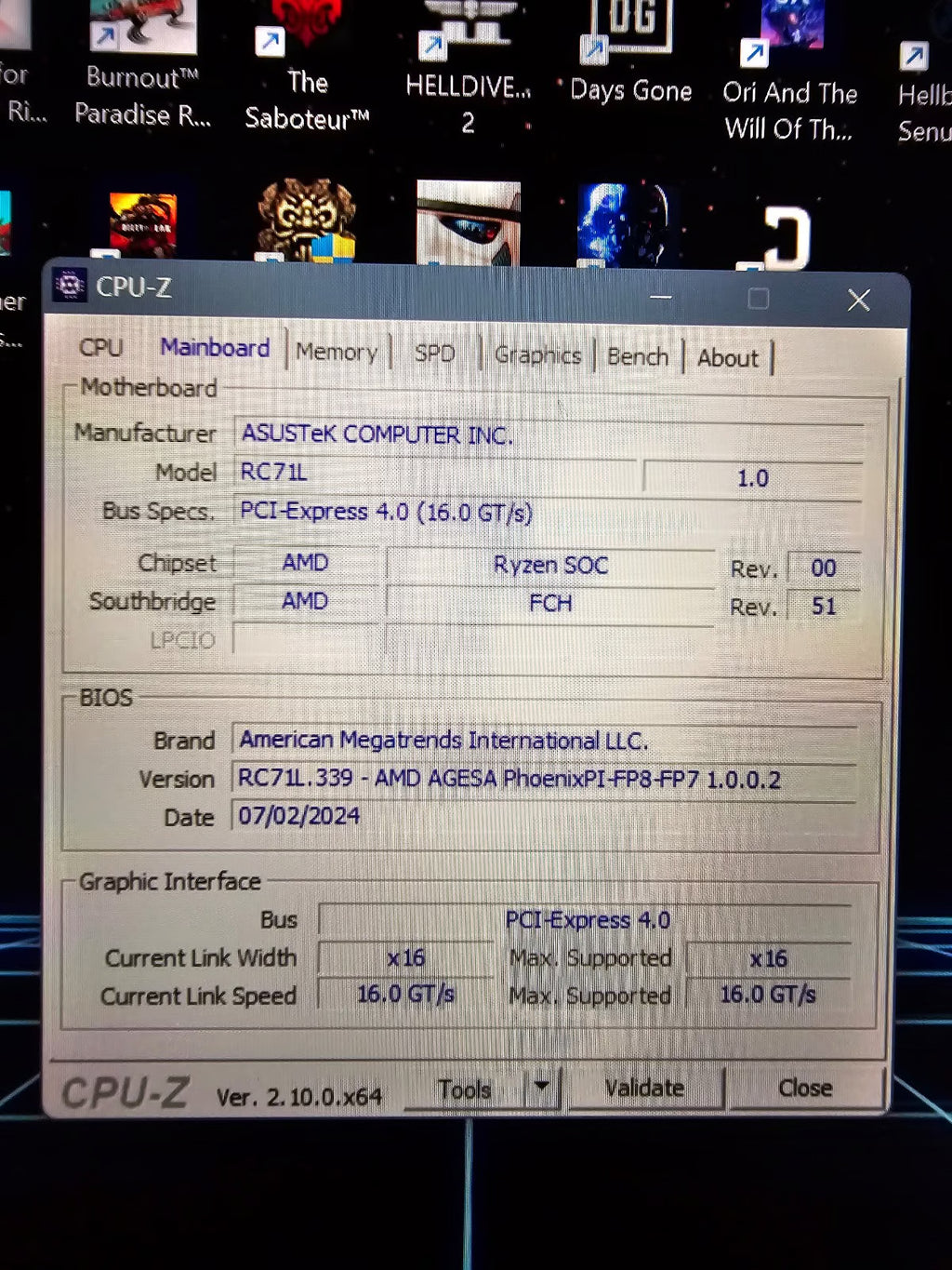 ASUS ROG Ally Z1Extreme CIB 2TB in MINT CONDITION + Extras 5A76