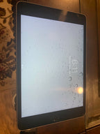 Apple iPad Mini 4th Generation in Silver 3C91