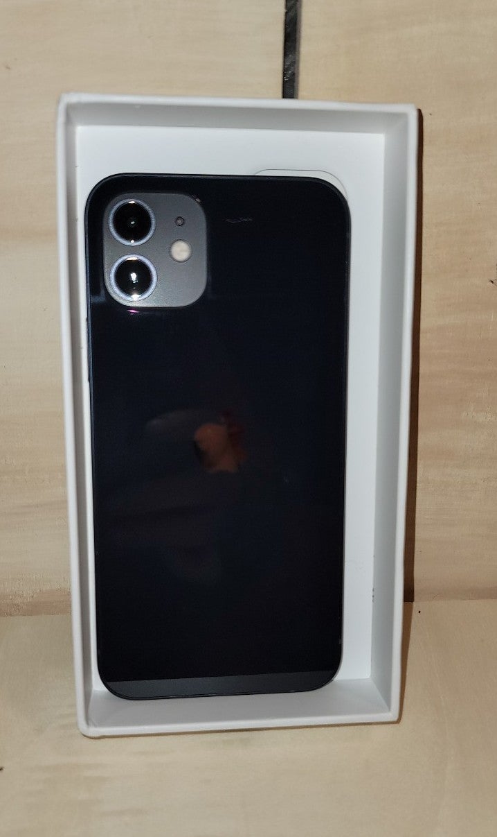 Apple iPhone 12 64 GB in Black for Unlocked 1A35